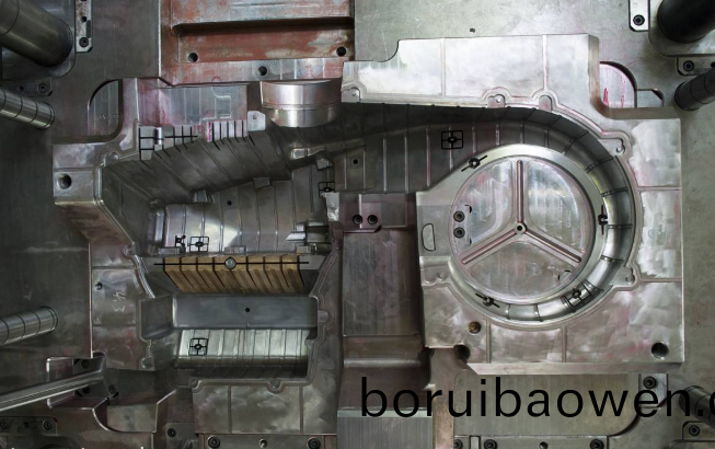 塑(su)膠(jiao)註(zhu)塑糢具冷(leng)卻(que)水係(xi)統(tǒng)(tong)的水壓(ya)試(shi)驗(yàn)(yan)