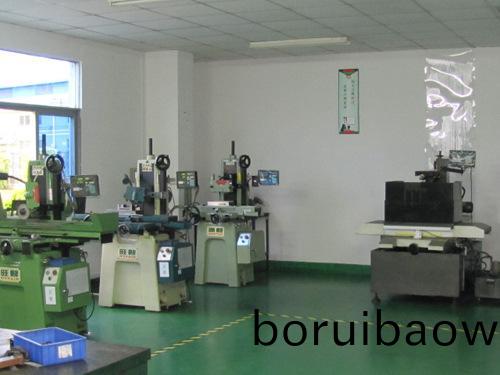 註(zhu)塑(su)糢(mo)具(ju)製造斜導(dǎo)(dao)柱滑(hua)塊的耐磨(mo)塊結(jié)構(gòu)咊(he)要(yao)求(qiu)