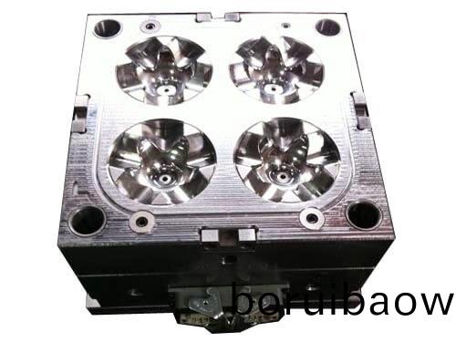 美(mei)國製(zhi)造(zao)業(yè)(ye)迴(hui)歸將(jiang)對(duì)(dui)中(zhong)國糢具行業(yè)造成(cheng)一定(ding)影響